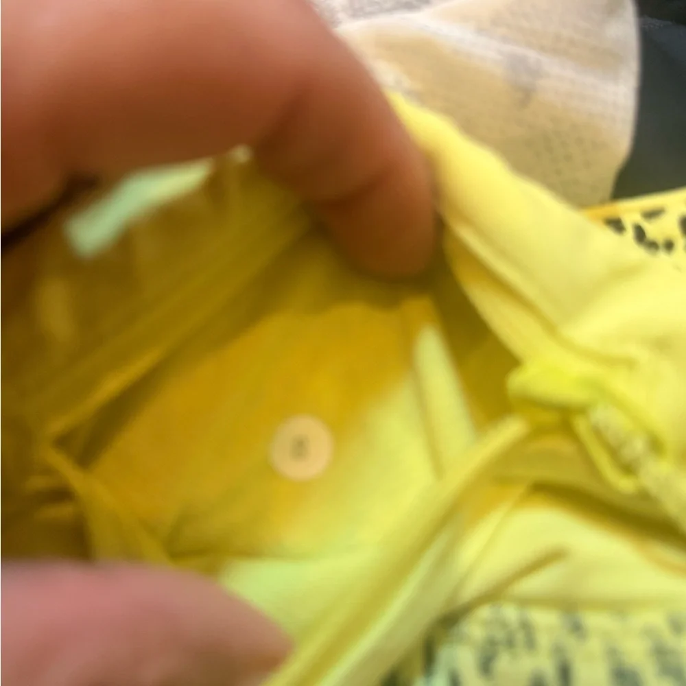 Lululemon Women's Size 8 Yellow Dottie Dash Pace Rival Skirt Skort